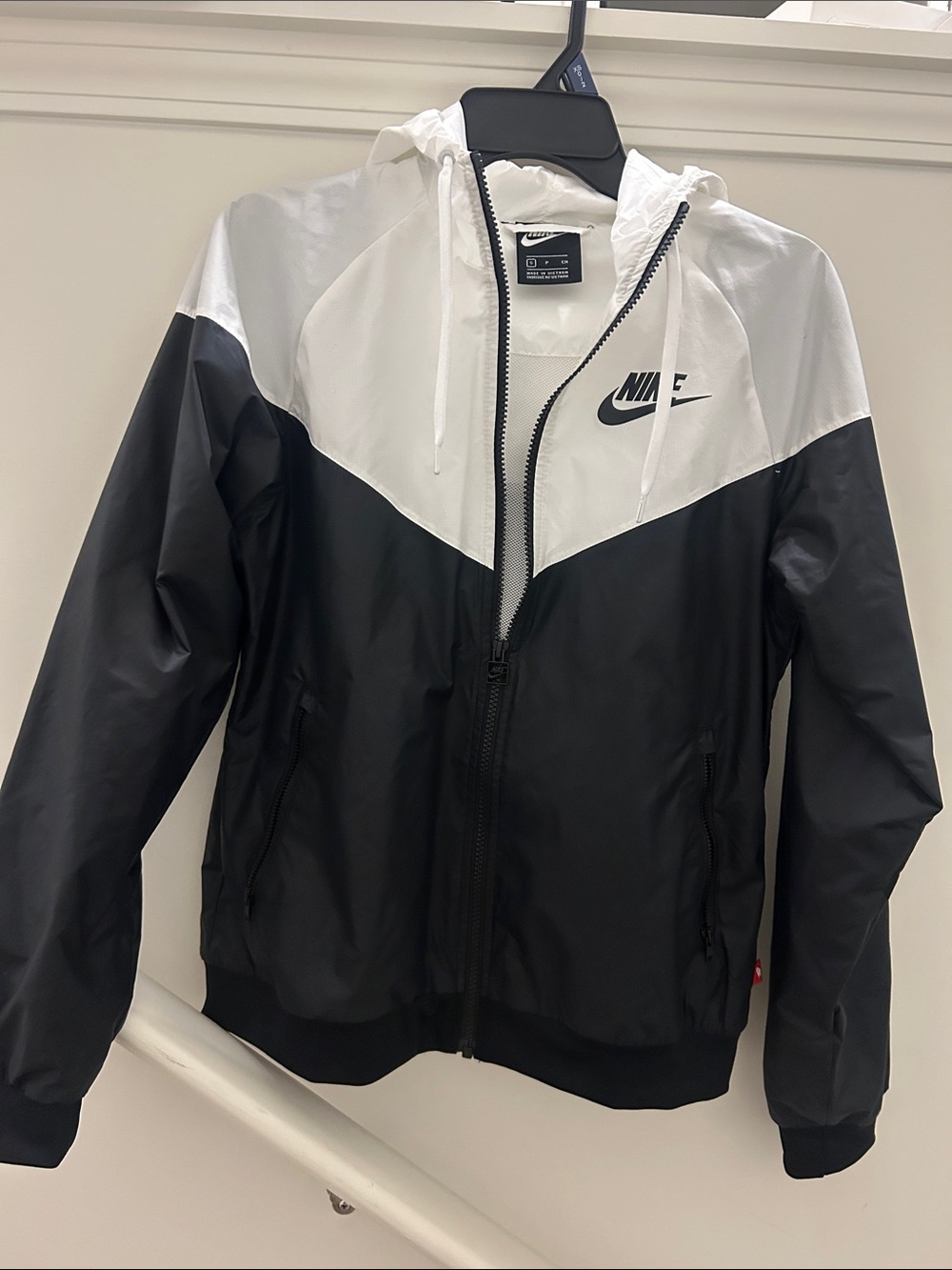 Nike Black & White Windbreaker Jacket